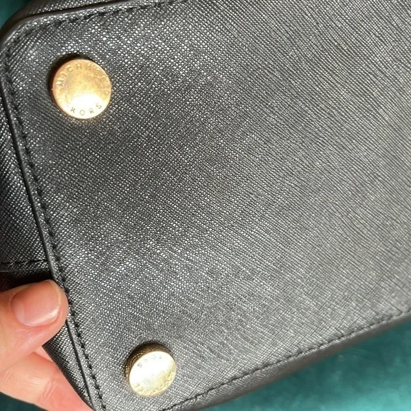 MICHAEL Kors Black Savannah Large Saffiano Leather Satchel - like new - Picture 8 of 9